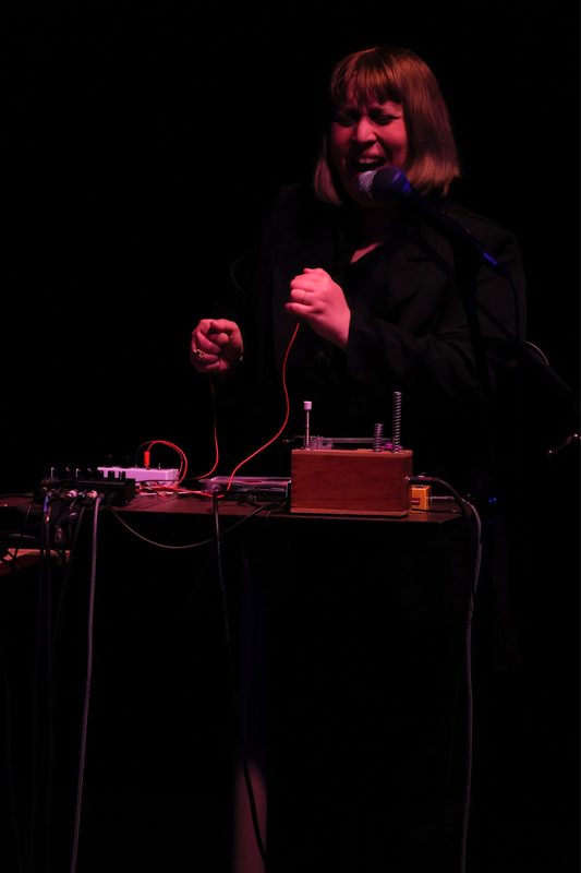 Eda Er — live electronics performance